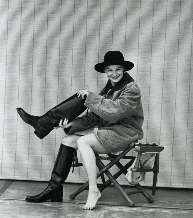 hope lange feet 1