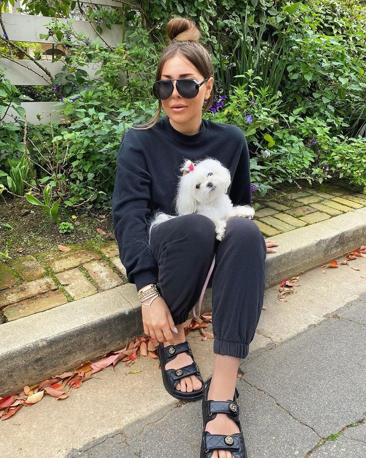 hrhcollection feet 3