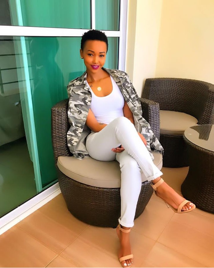 huddah monroe feet 4