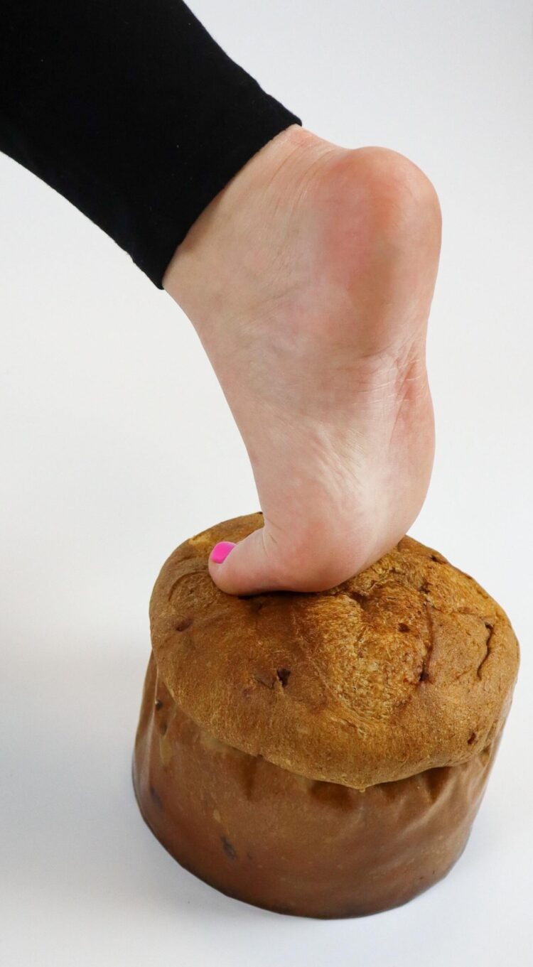 hungry cakes feet 1 scaled