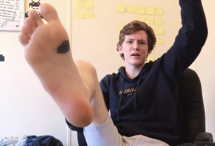 hunter reilly feet 1