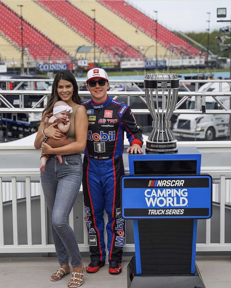 hunter taylor feet 6