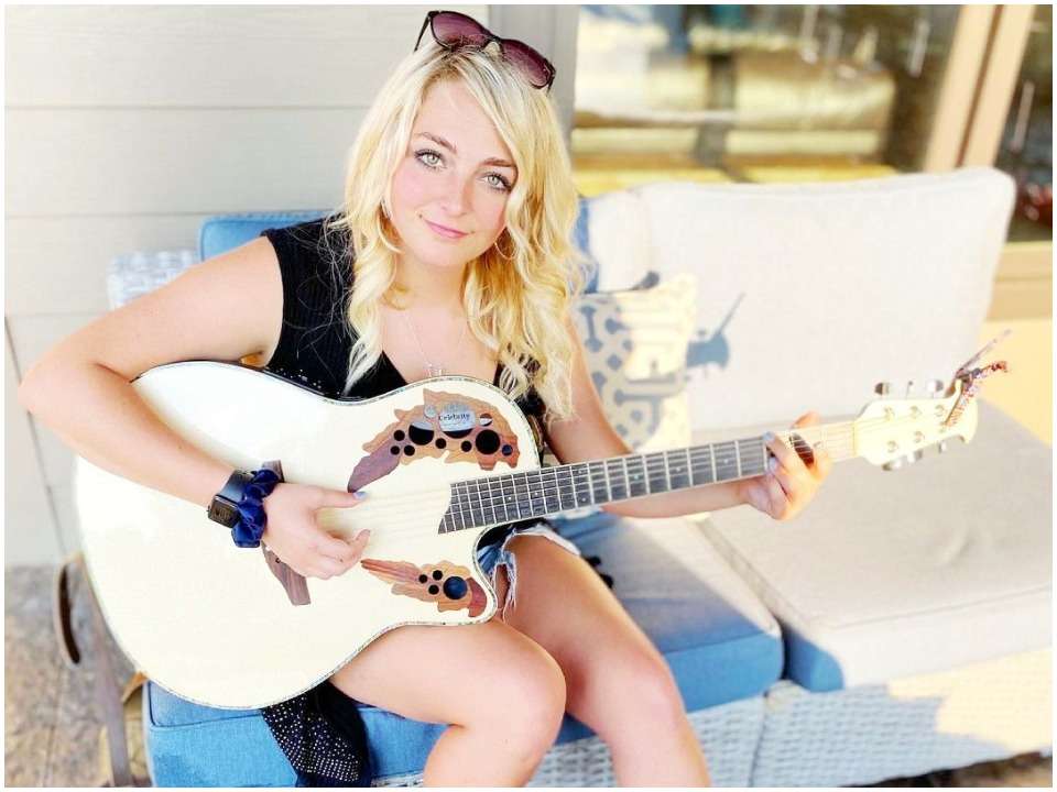 hunter wolkonowski feet 2