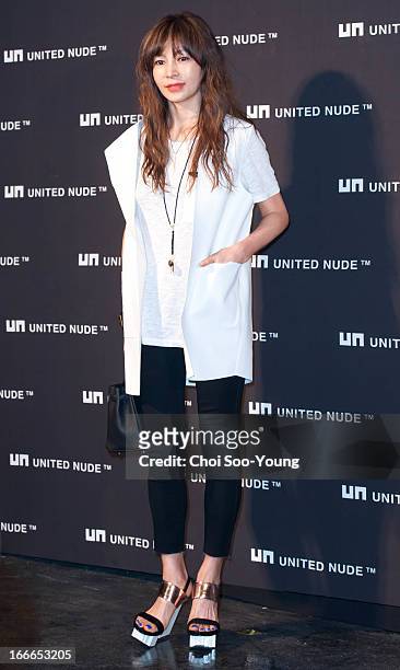 hwang shin hye feet 3