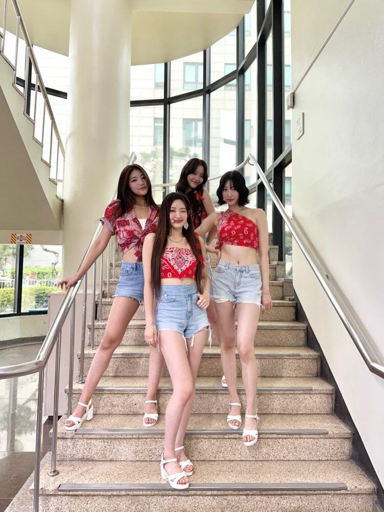 hwiseo feet 4 scaled