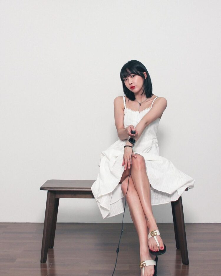 hyunyoung feet 6