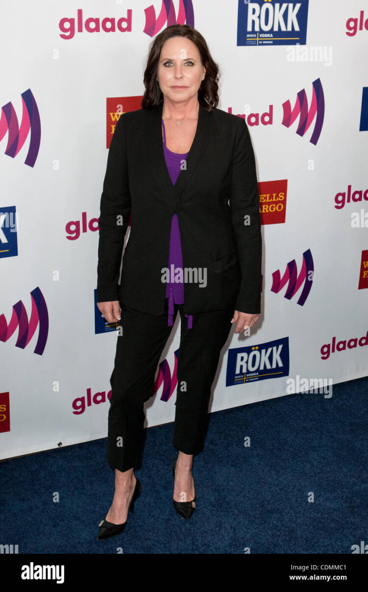 i. marlene king feet 3