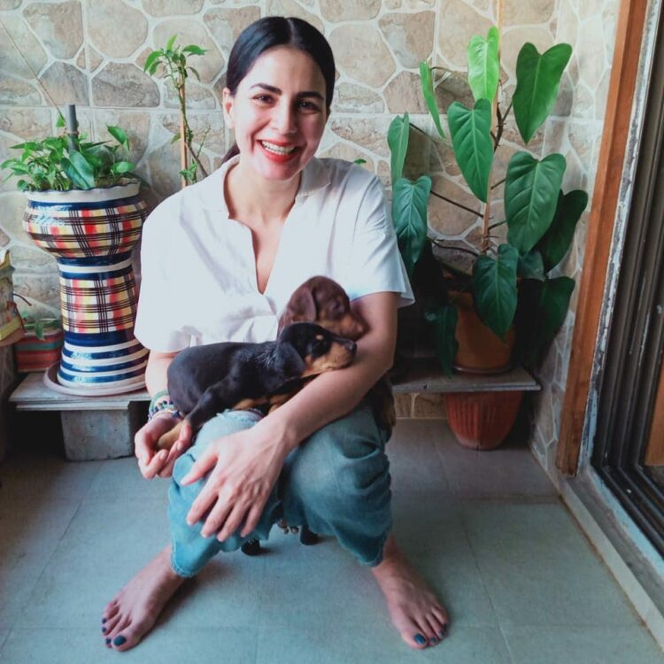 iamkirtikulhari feet 3