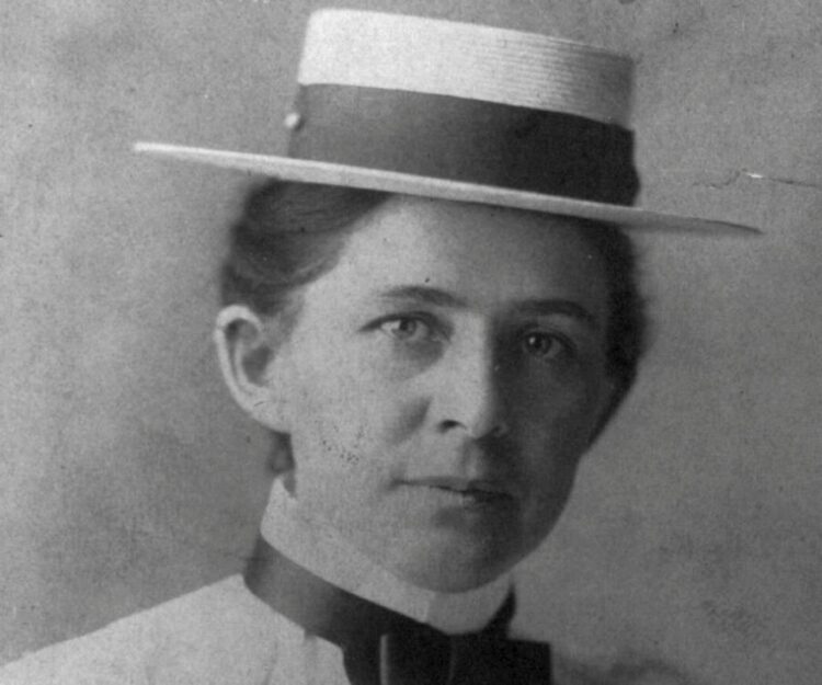 ida tarbell feet 6