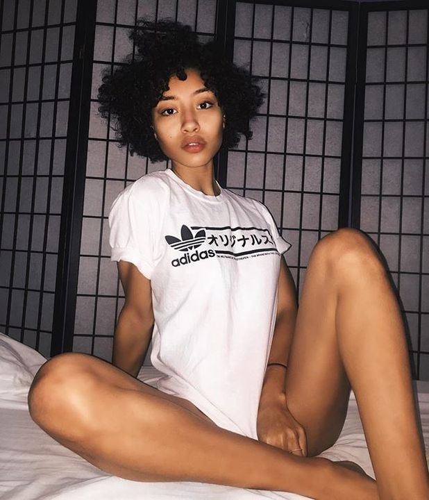 idania ibarra feet 2