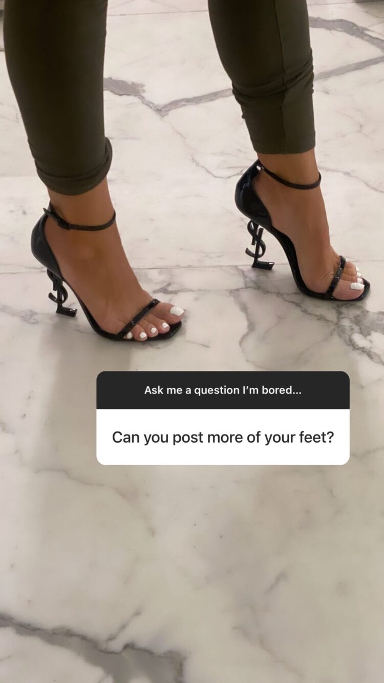 ilayda akdogan feet 3