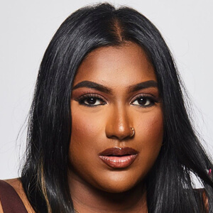 ilekkiya suppiah feet 5