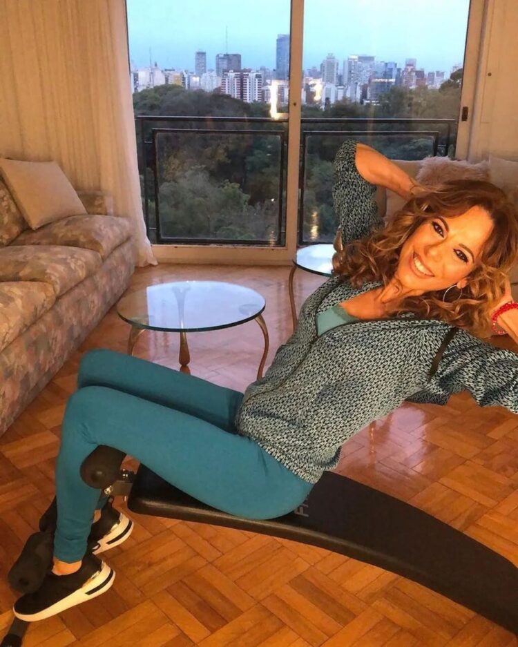 iliana calabro feet 4