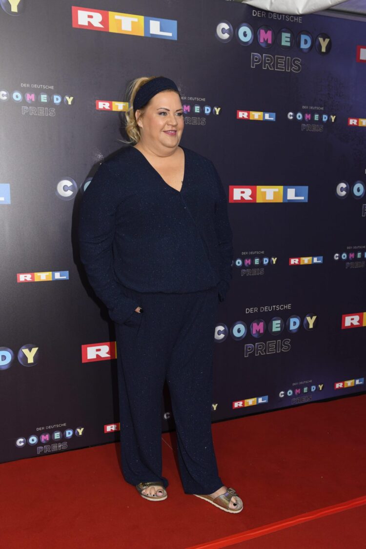 ilka bessin feet 2 scaled