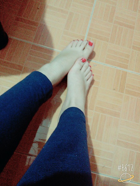 ilonka obilinovic feet 1