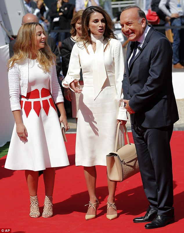 iman abdullah feet 6