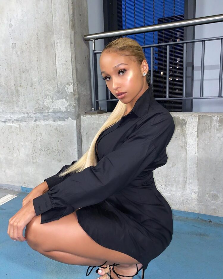 imani williams feet 1