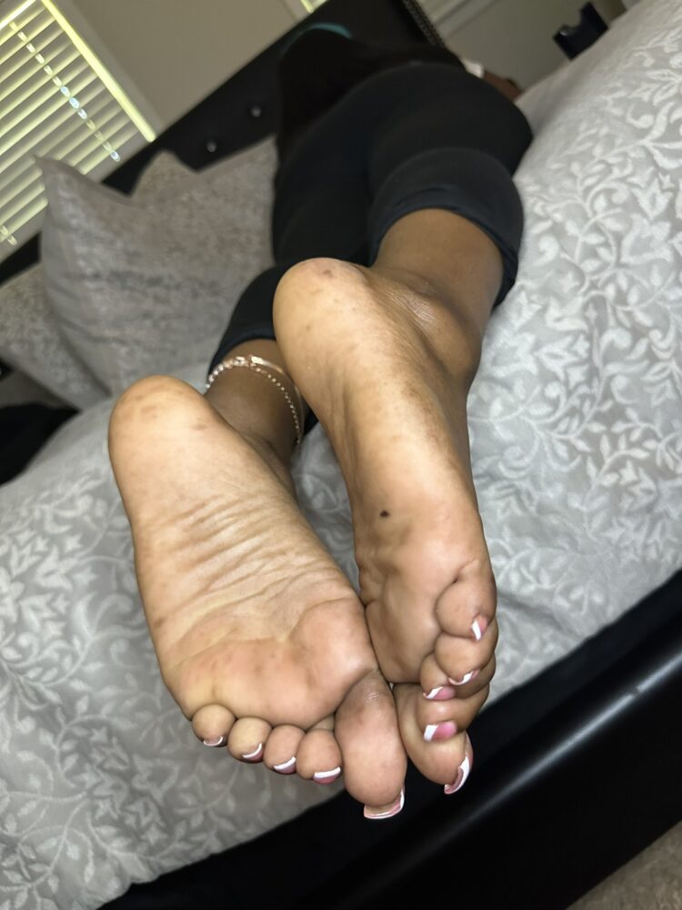 imdayshaa feet