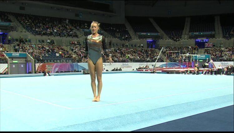 imogen cairns feet 2