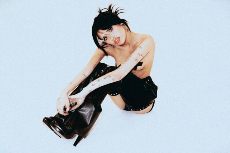 imperfectlyessa feet 2