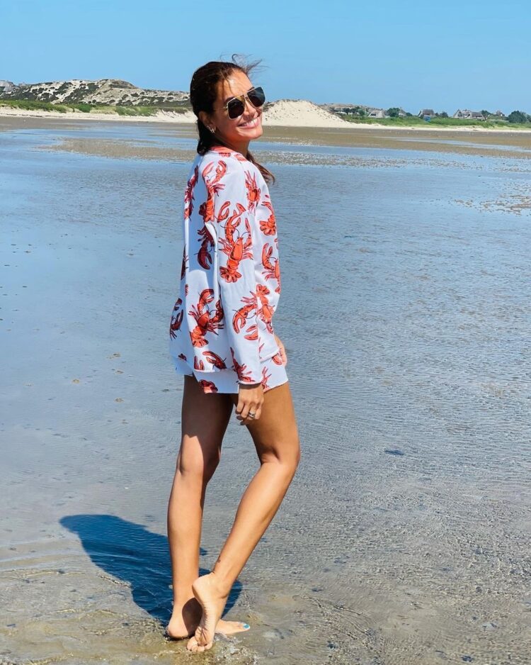 ina inaandsarah feet 4