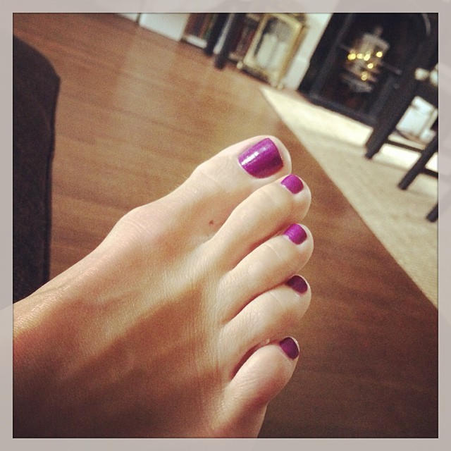 ina wroldsen feet 2