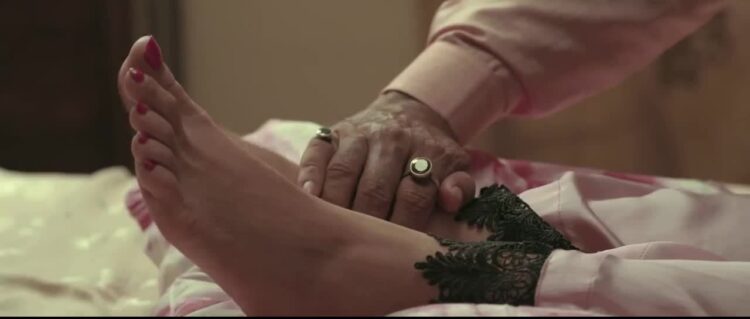 inayat sharma feet 3