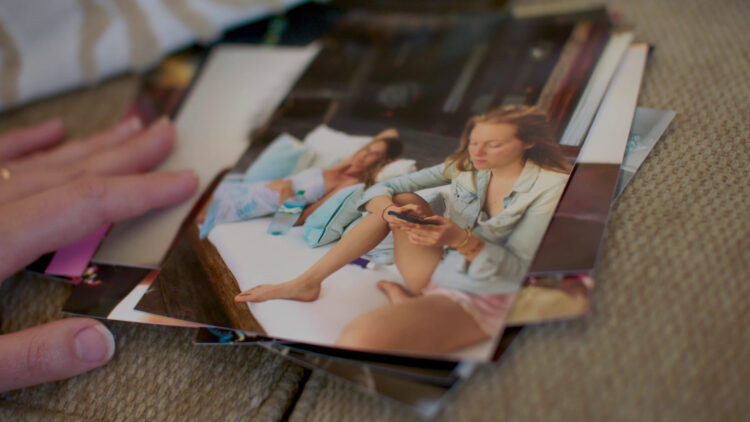 india oxenberg feet 4