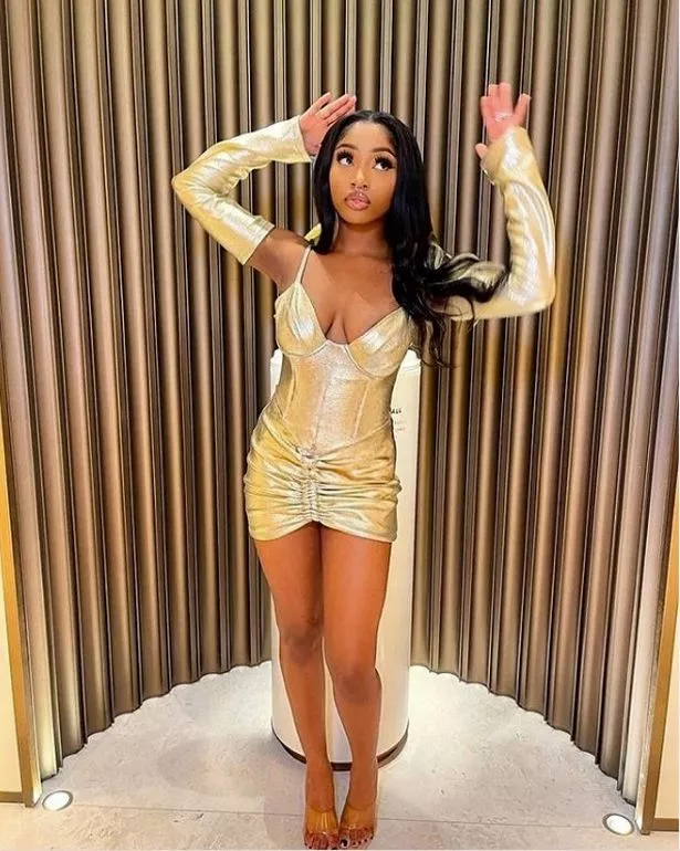 indiyah polack feet 5