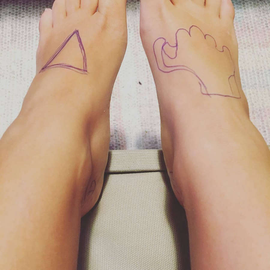 ines aires pereira feet 4