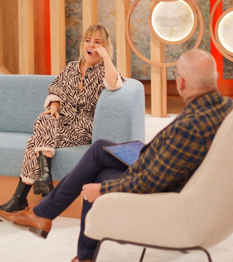 ines aires pereira feet 6