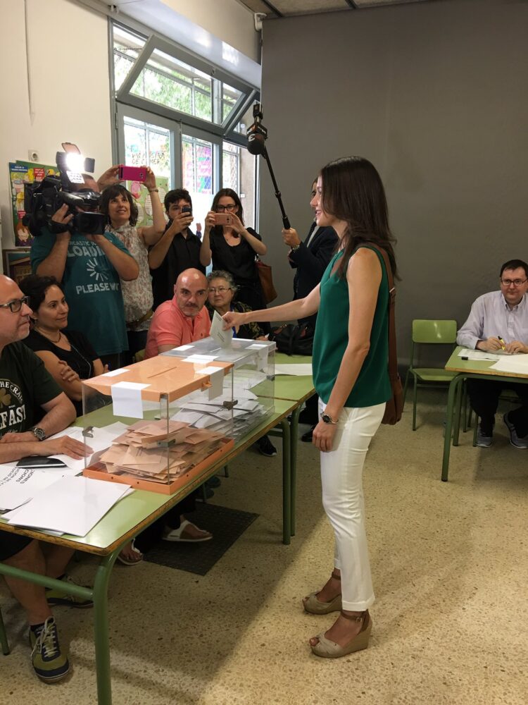 ines arrimadas feet 3