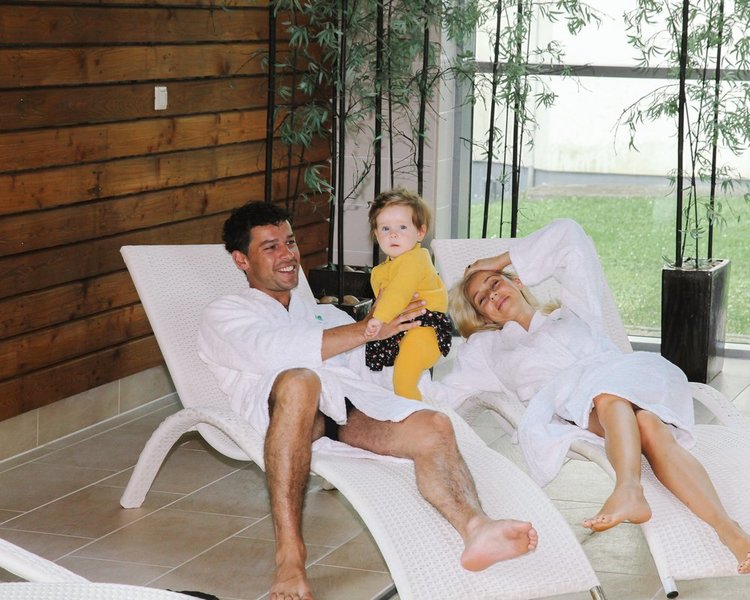 ineta stasiulyte feet 5