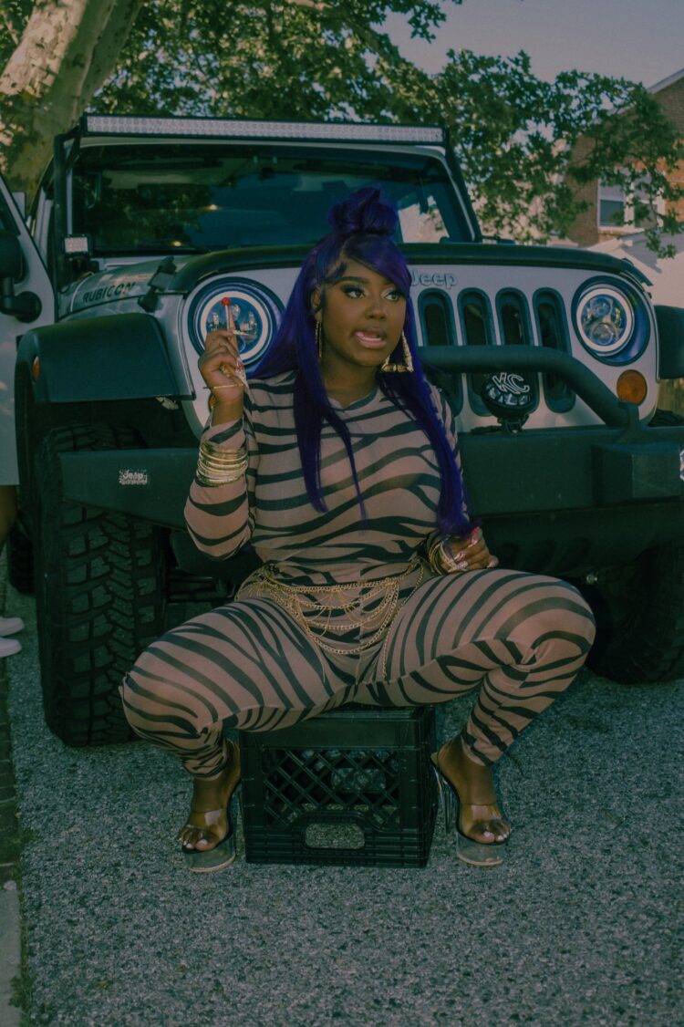 infinity garnett feet 4