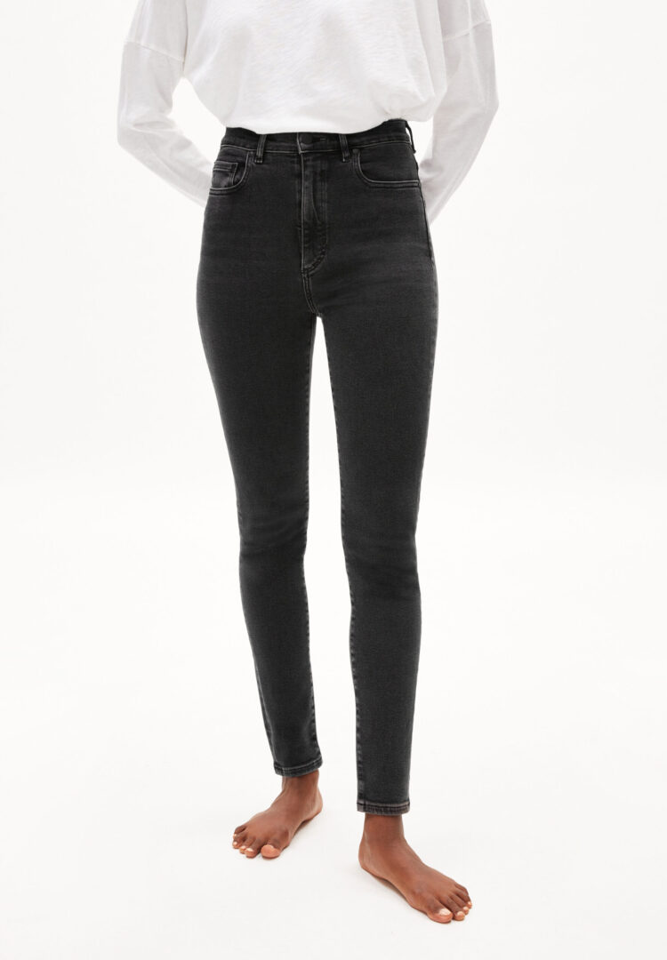 ingaa.a feet 5 scaled