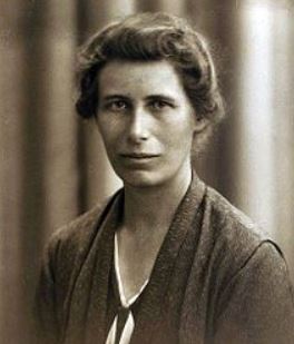 inge lehmann feet 6