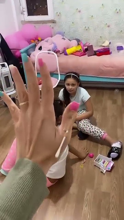 ingredy barbi feet 6