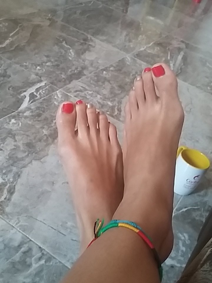 ingrid romero feet