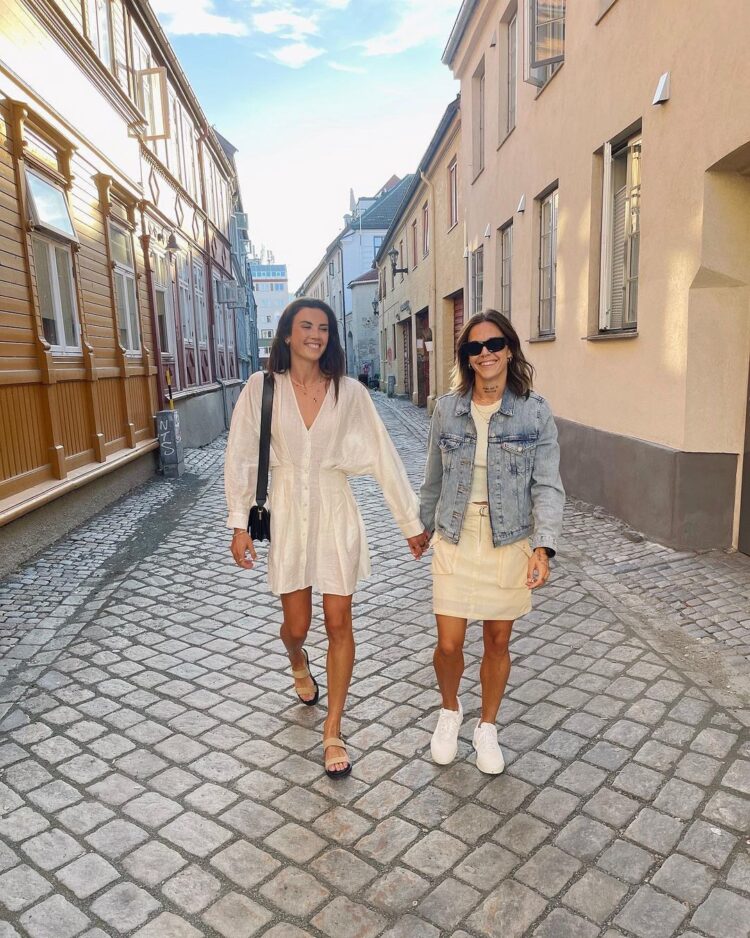 ingrid syrstad engen feet 6