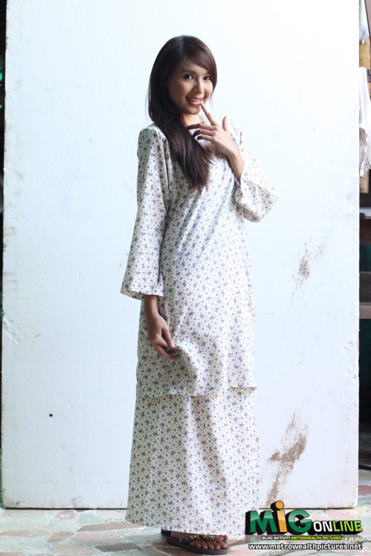 intan ladyana feet 4 scaled