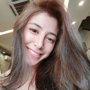 inthira kalanjiam feet 3