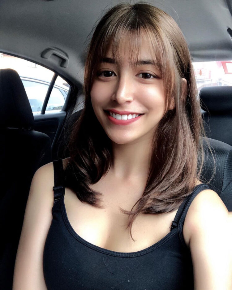 inthira kalanjiam feet 5