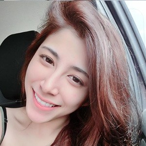 inthira kalanjiam feet