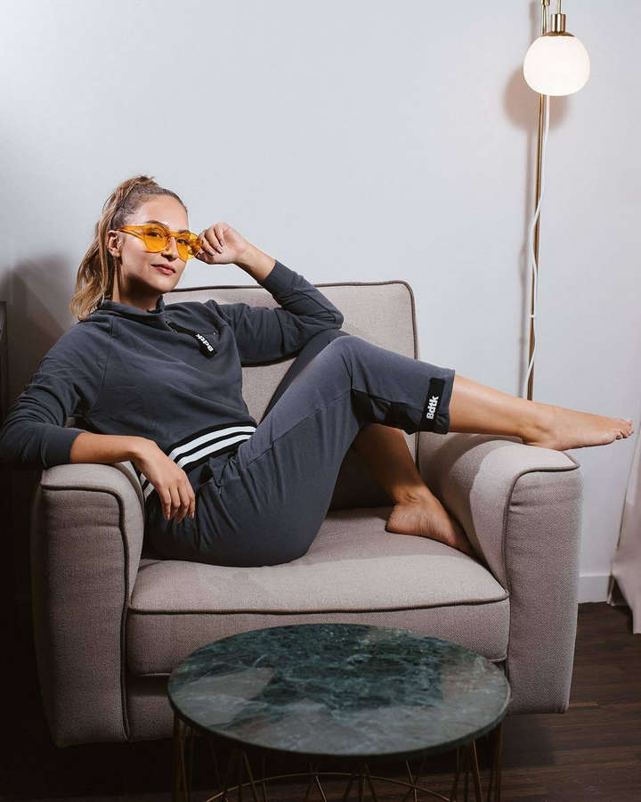 ioanna samara feet 6