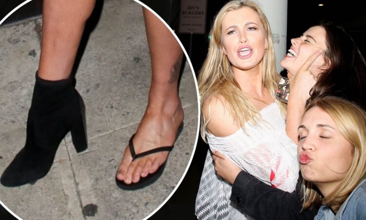 ireland baldwin feet 4