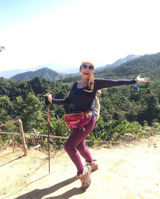 irene librawati feet 1