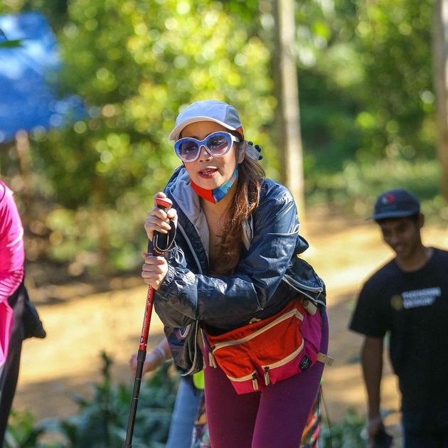 irene librawati feet 6