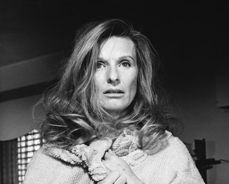 irina rose jang feet 4