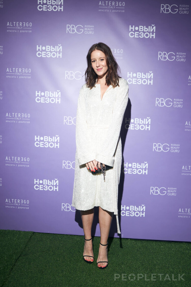 irina starshenbaum feet 2 scaled