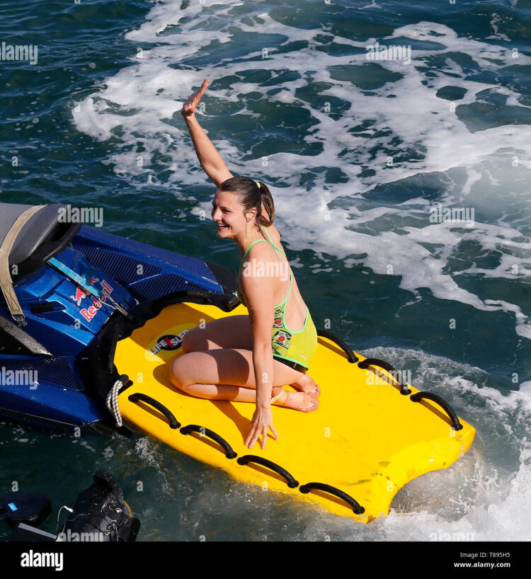 iris schmidbauer feet 2